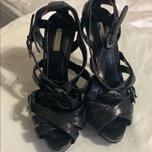 Shoe